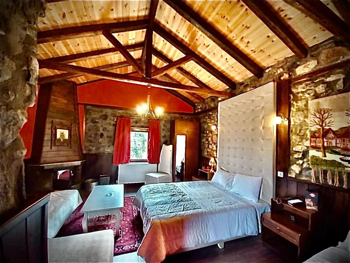 פלאיוס אגיוס אתנאסיוס Chalet Asteras Tou Vorra מראה חיצוני תמונה