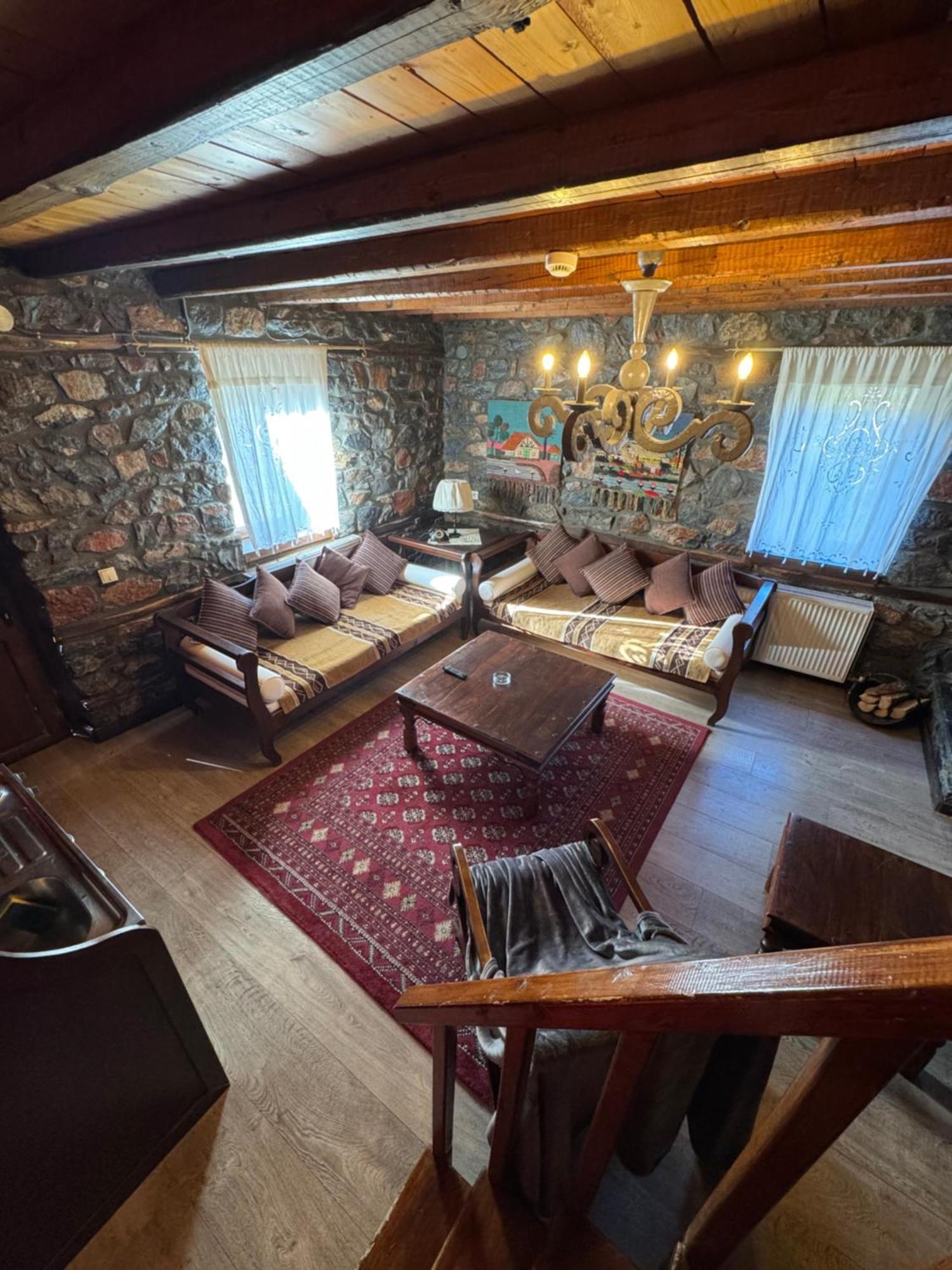 פלאיוס אגיוס אתנאסיוס Chalet Asteras Tou Vorra מראה חיצוני תמונה
