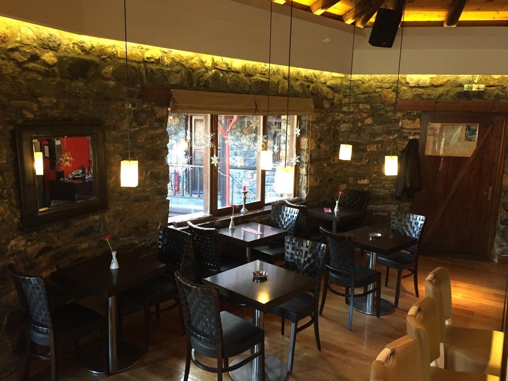 פלאיוס אגיוס אתנאסיוס Chalet Asteras Tou Vorra מראה חיצוני תמונה